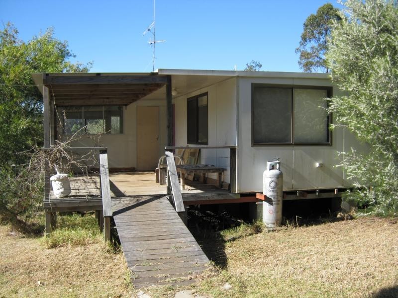 5 Rilys Road, Coolagolite NSW 2550