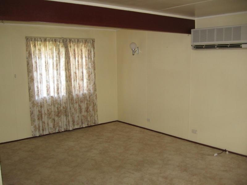 9 Gillespie Street, Cobargo NSW 2550