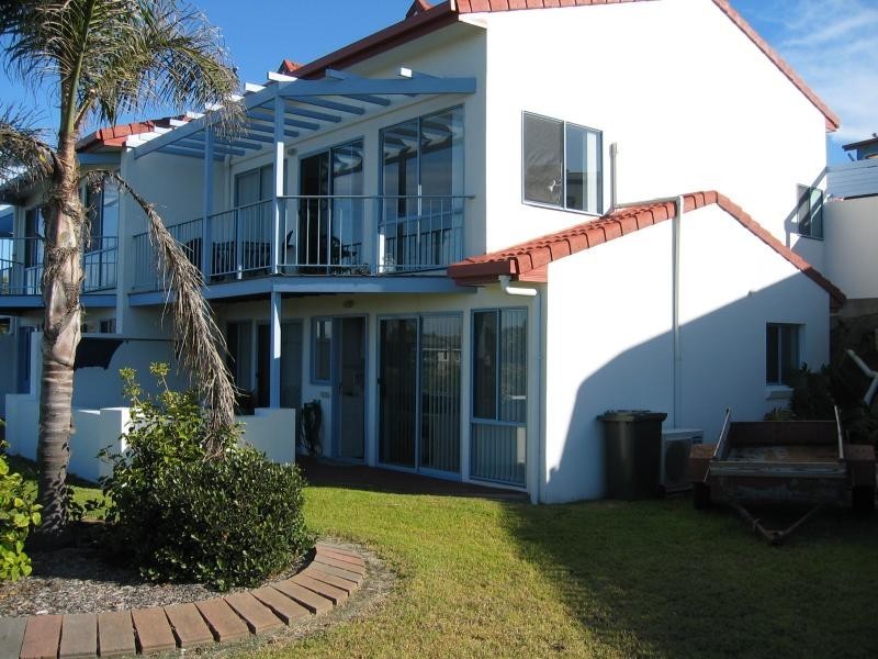 7/16 Wallaga Lake Road, Bermagui NSW 2546