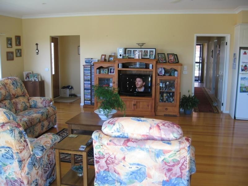 6 Hart Street, Bermagui NSW 2546