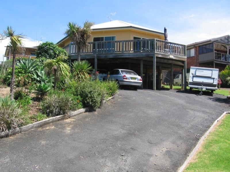 6 Hart Street, Bermagui NSW 2546