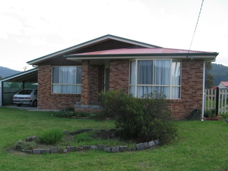 40 Avernus Street, Cobargo NSW 2550