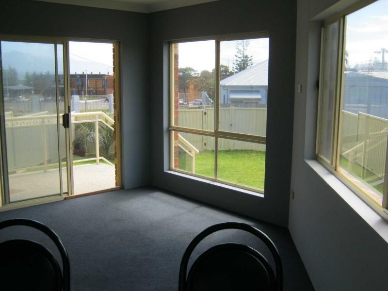 Unit 2/4 Carnago Street, Bermagui NSW 2546