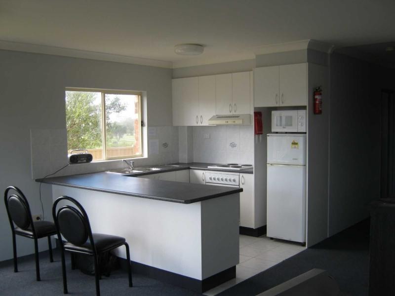 Unit 2/4 Carnago Street, Bermagui NSW 2546