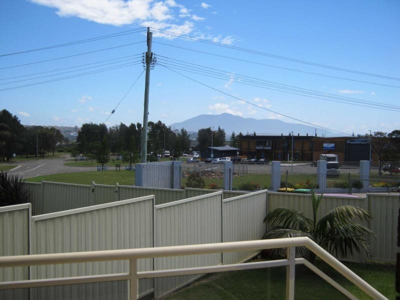 Unit 2/4 Carnago Street, Bermagui NSW 2546