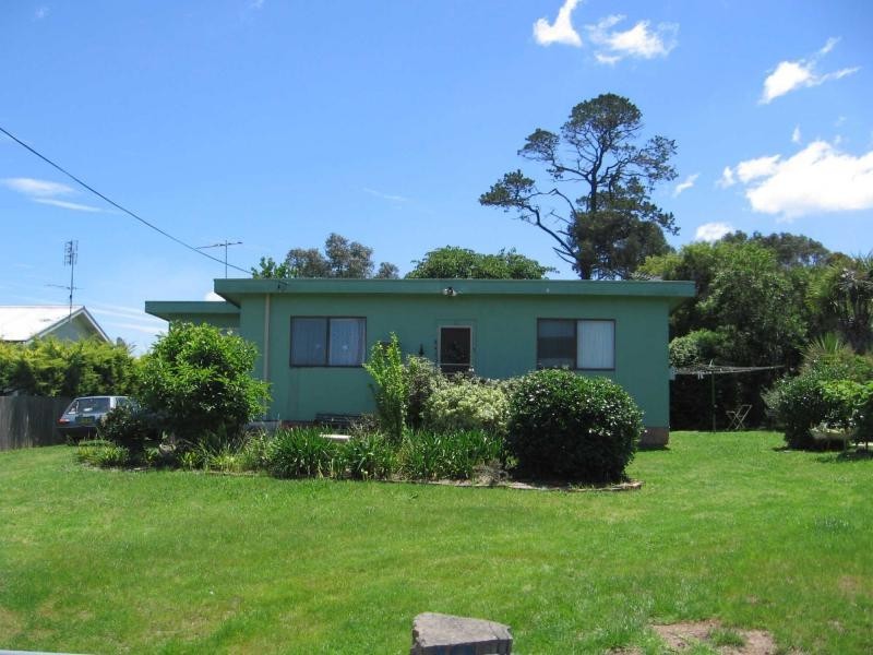 12 Hillview Street, Cobargo NSW 2550