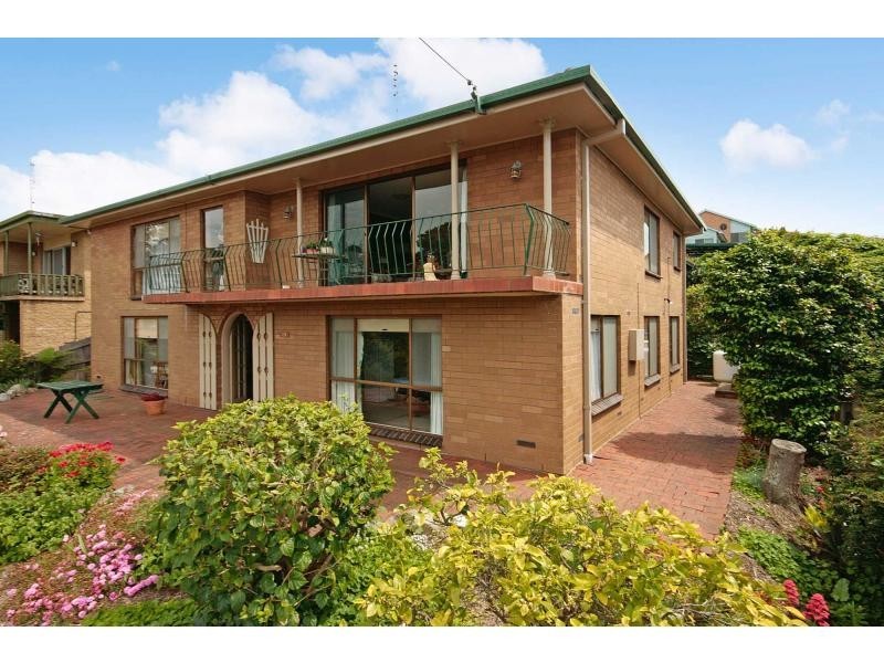 13 Clarke Street, Narooma NSW 2546