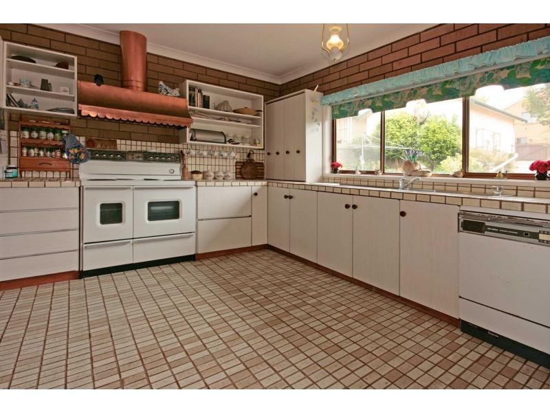 13 Clarke Street, Narooma NSW 2546