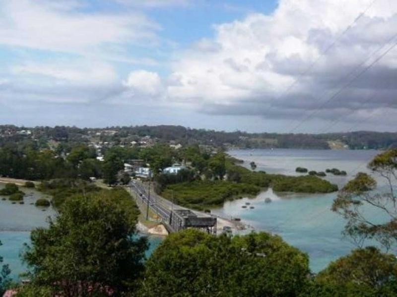 7 Hillcrest Avenue, Narooma NSW 2546