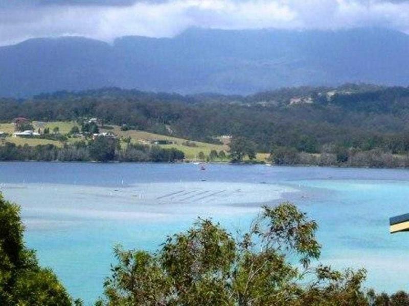 7 Hillcrest Avenue, Narooma NSW 2546