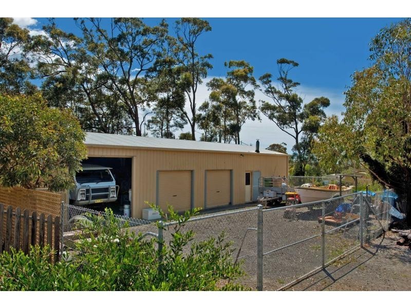 13 Glasshouse Rocks Road, Narooma NSW 2546