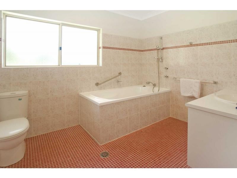 13 Glasshouse Rocks Road, Narooma NSW 2546