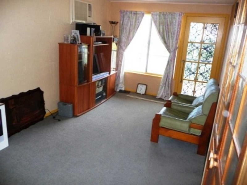 10 Nioka Street, Dalmeny NSW 2546