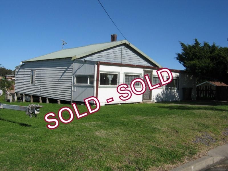 122 Murrah Street, Bermagui NSW 2546