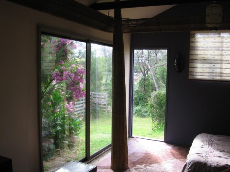 72.. Princes Highway, Cobargo NSW 2550