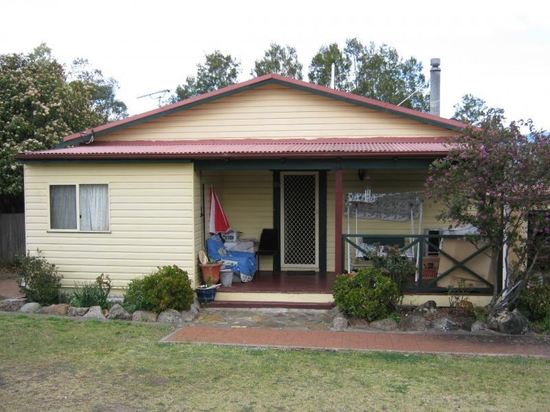 30. High Street, Cobargo NSW 2550