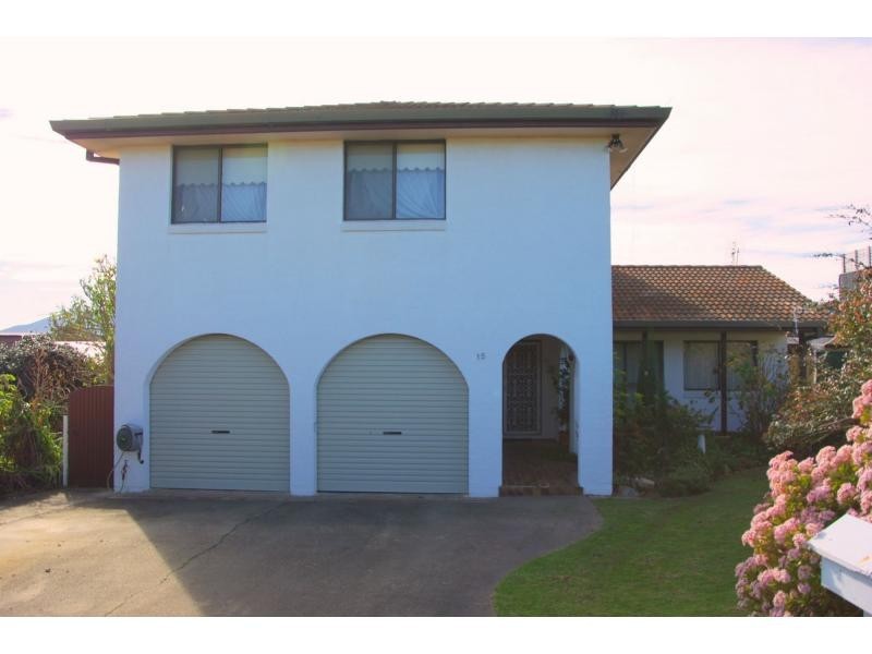 15 Paraboon Drive, Bermagui NSW 2546