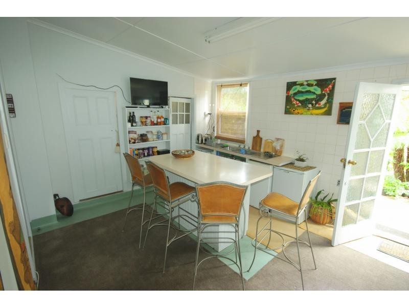 72 Princes Highway, Cobargo NSW 2550