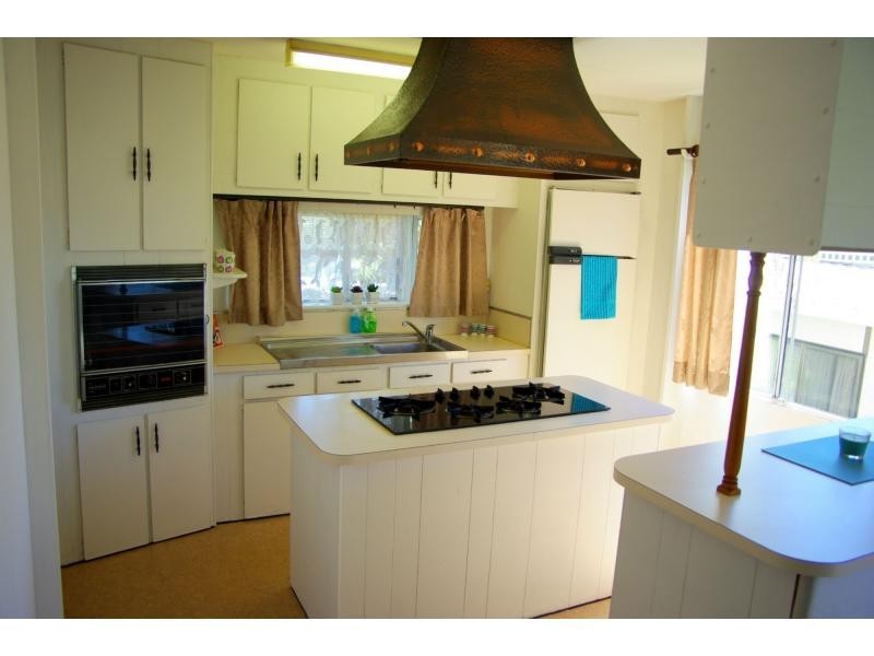 5 Narelle Street, Ocean Lake Park, Bermagui NSW 2546