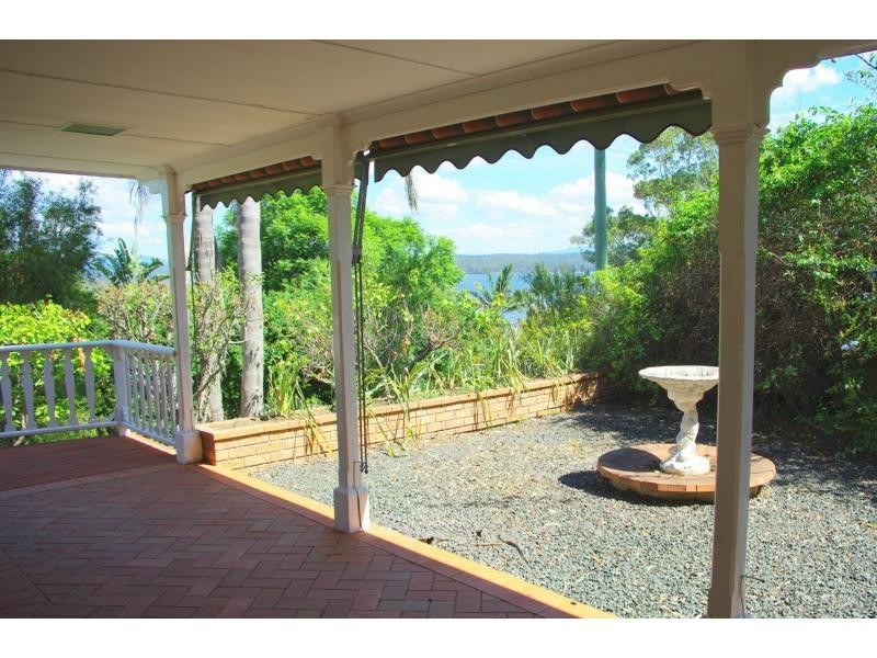 12 Flower Circuit, Akolele, Wallaga Lake NSW 2546