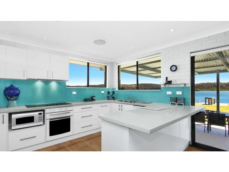 2 Lindo Street, Bermagui NSW 2546