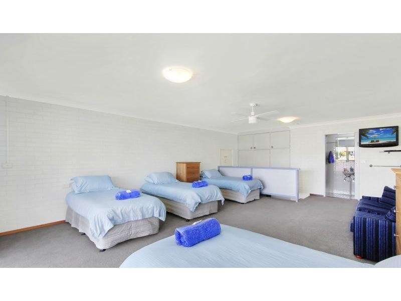 2 Lindo Street, Bermagui NSW 2546