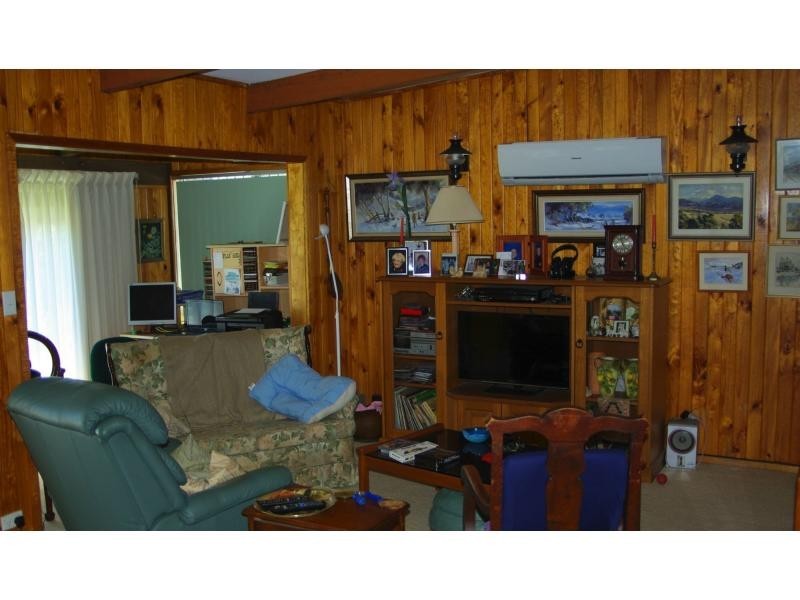 12 Sinclair Street, Bermagui NSW 2546