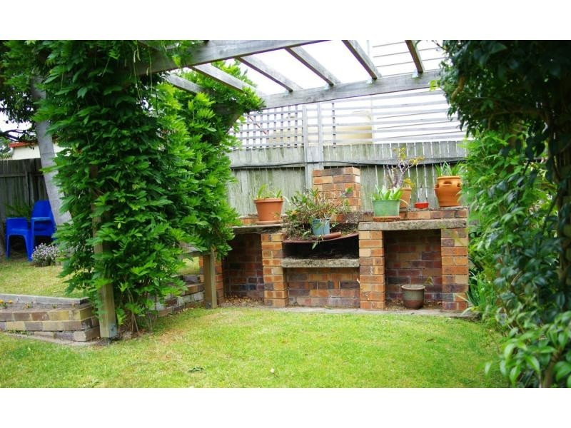 12 Sinclair Street, Bermagui NSW 2546