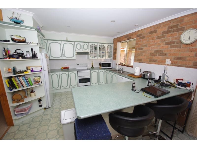 8 Albert Street, Moruya NSW 2537