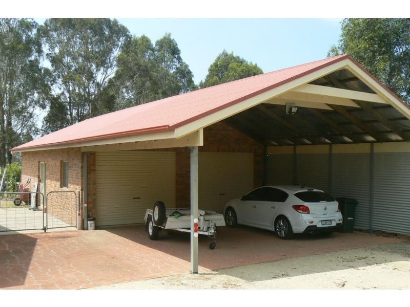 8 Albert Street, Moruya NSW 2537