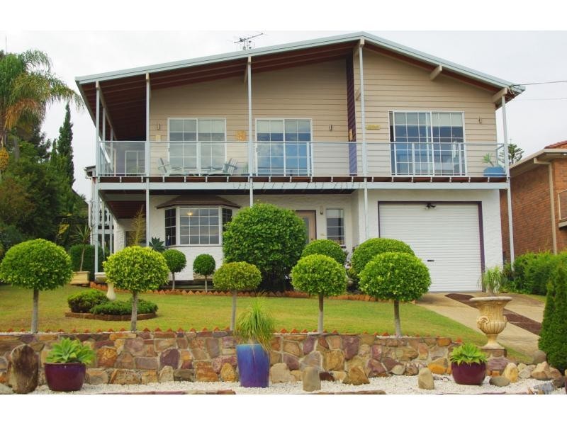 19 Coila Avenue, Tuross Head NSW 2537