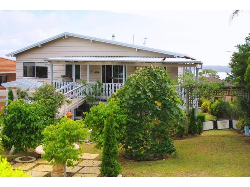 19 Coila Avenue, Tuross Head NSW 2537