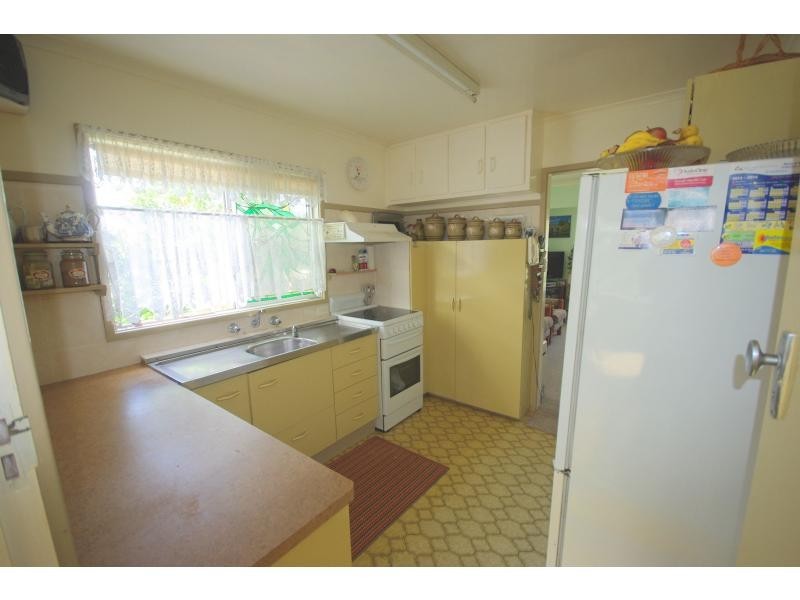 11 Golf Road, Bermagui NSW 2546