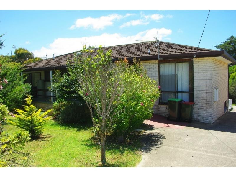 17 George Street, Bermagui NSW 2546