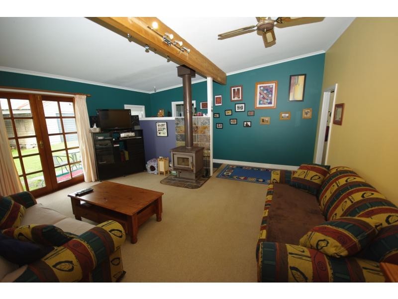 3 Bank Street, Cobargo NSW 2550