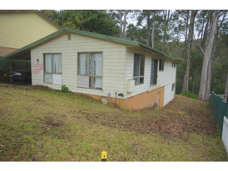 33 Goolara Avenue, Dalmeny NSW 2546