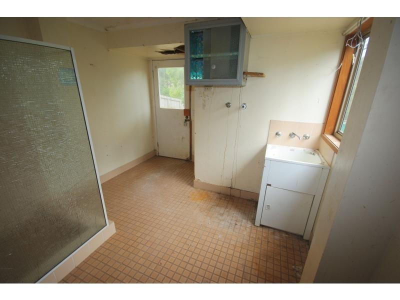 33 Goolara Avenue, Dalmeny NSW 2546