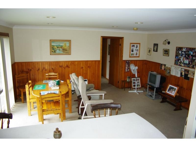 16 Welsh Street, Bermagui NSW 2546