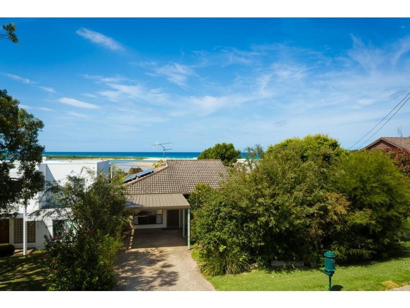 21 Lake View Drive, Wallaga Lake Heights, Wallaga Lake NSW 2546