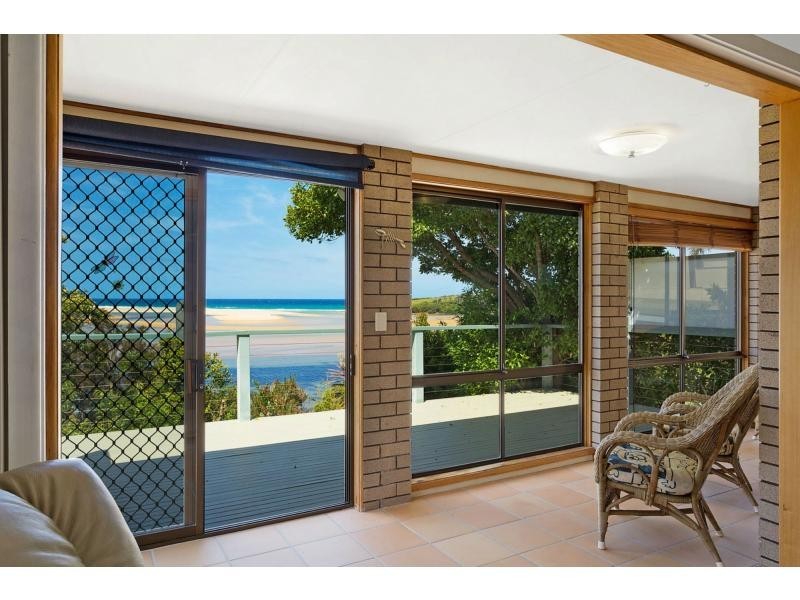 21 Lake View Drive, Wallaga Lake Heights, Wallaga Lake NSW 2546