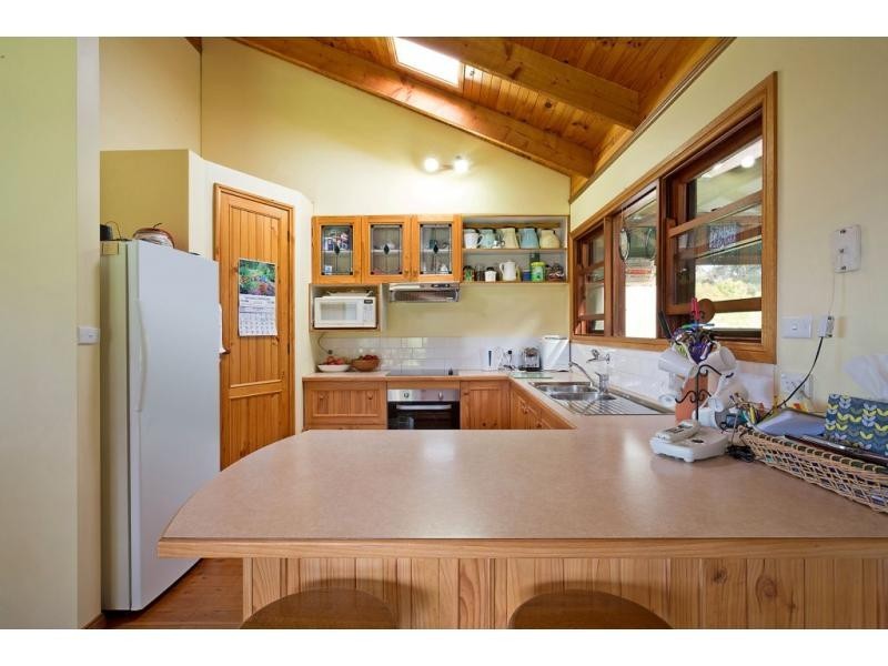 146 Nutleys Creek Road, Bermagui NSW 2546