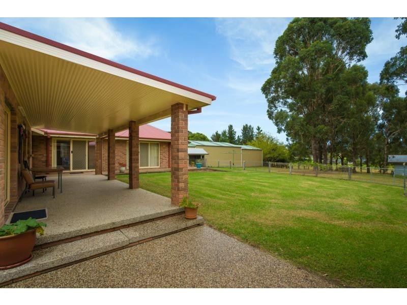 8 Albert Street, Moruya NSW 2537