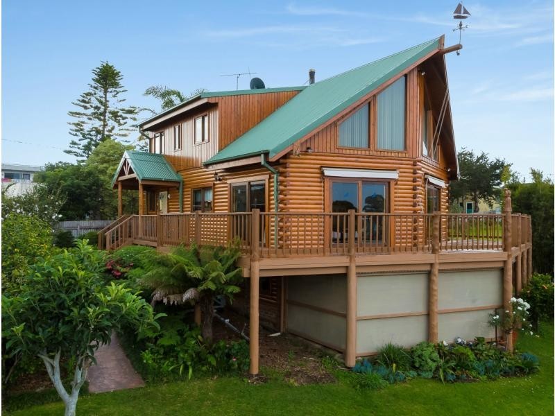 4b Guboo Place, Bermagui NSW 2546