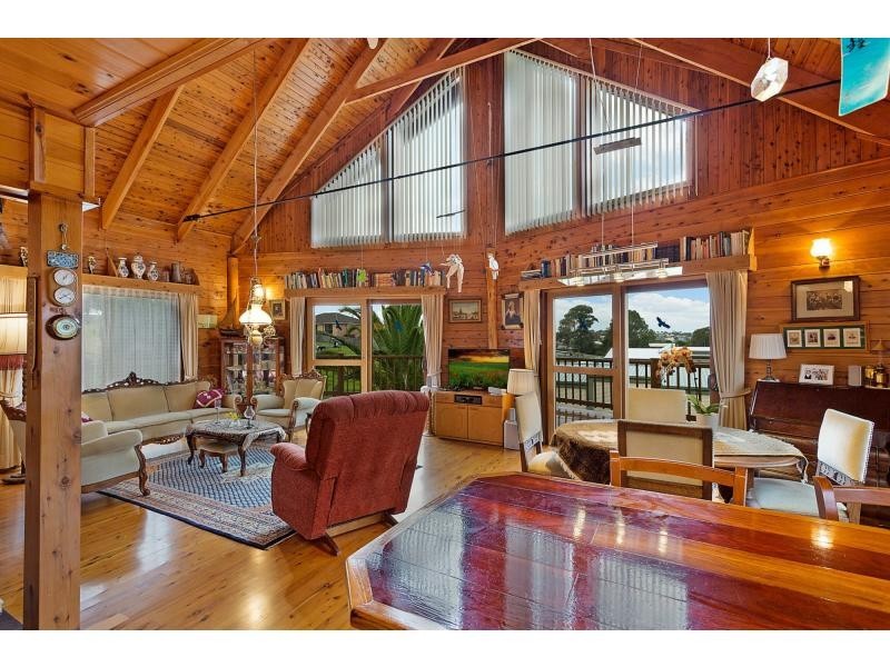 4b Guboo Place, Bermagui NSW 2546