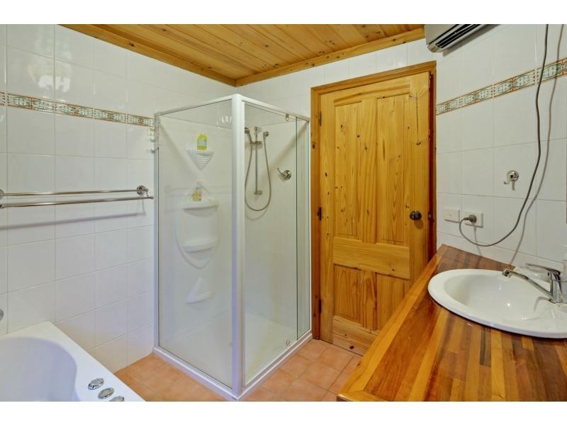 4b Guboo Place, Bermagui NSW 2546