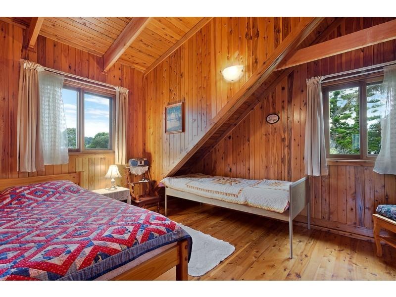 4b Guboo Place, Bermagui NSW 2546