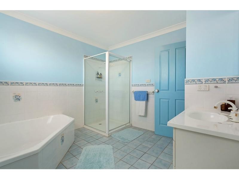 5 Pacific Avenue, Kianga NSW 2546