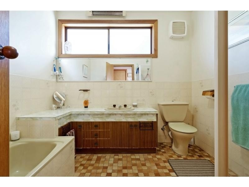 9 Dorothy Drive, Narooma NSW 2546