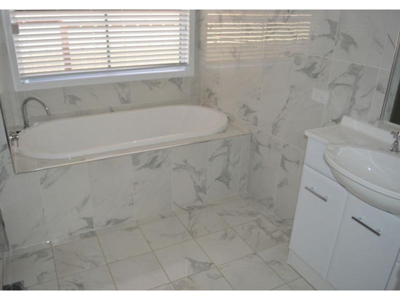 17 Hinton Drive, Gunnedah NSW 2380