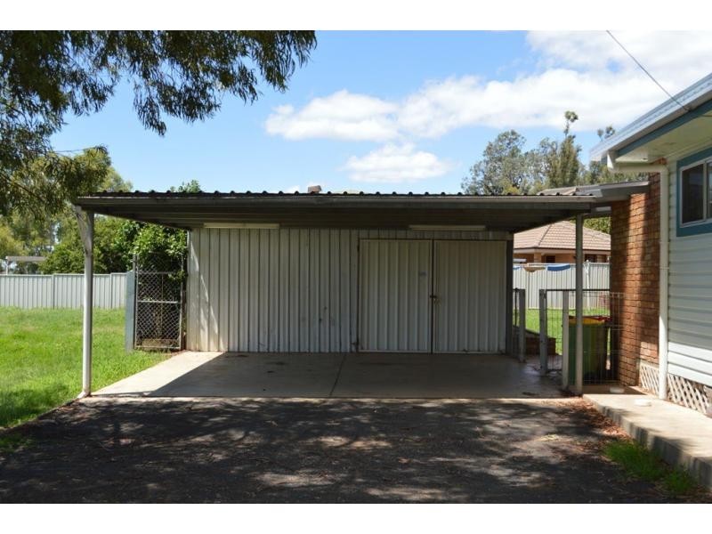 11 Osric Street, Gunnedah NSW 2380